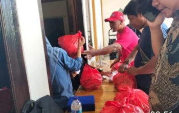 Paket Sembako Murah Sebanyak 487 di Salurkan Oleh Pemdes Pasanggrhan ke Warganya