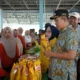 Bupati Bersama Wabup Tinjau Pasar Murah di Kecamatan Menkep